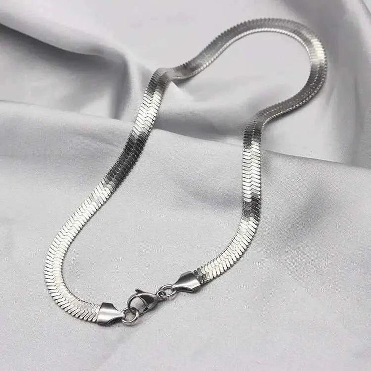 Fashion Snake Chain Men Necklace Choker AMP’ss