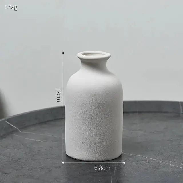 Simple Ceramic Vase AMP’ss